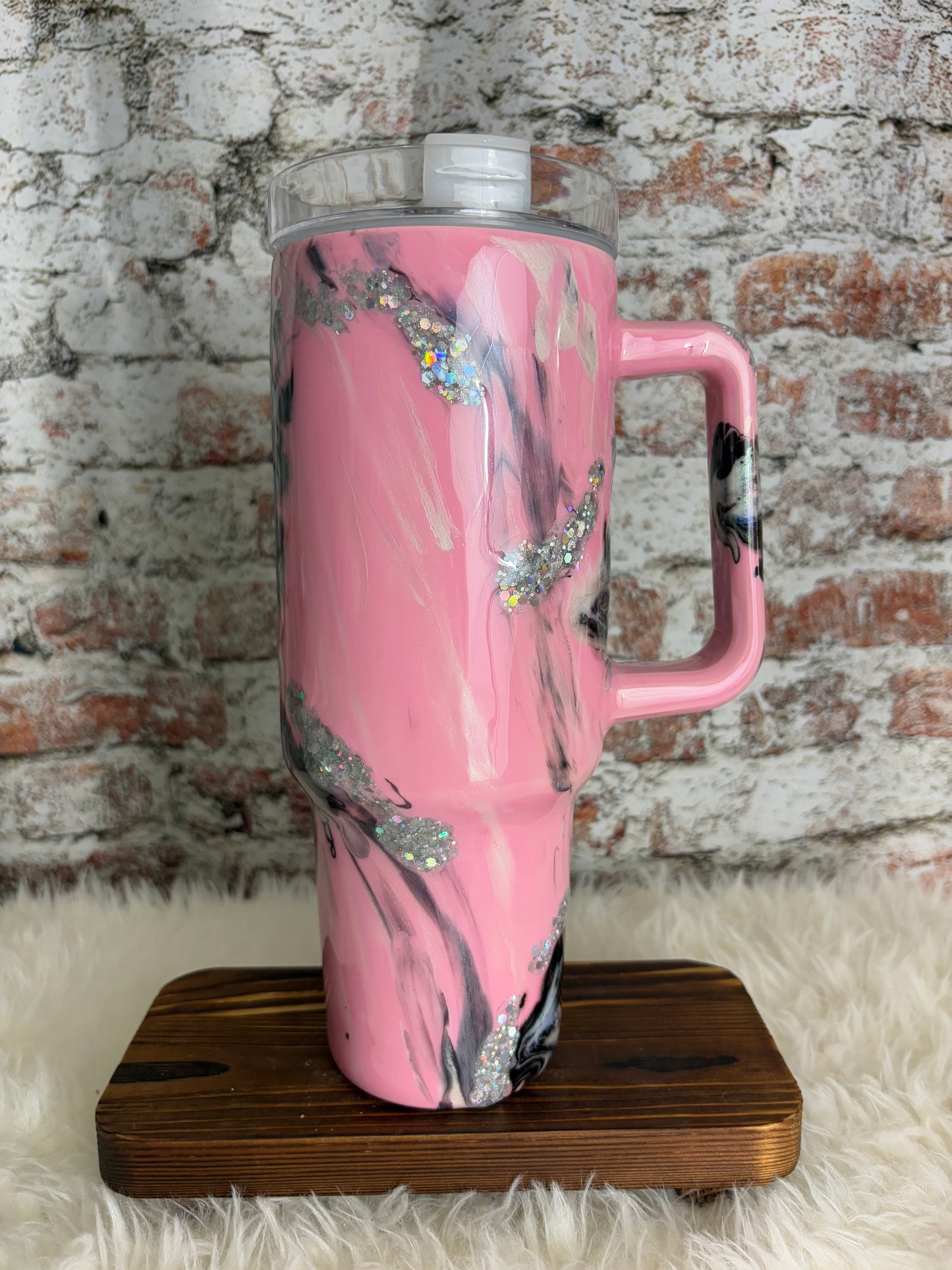 “Pink Stardust Swirl” – 40 oz Glitter Handle Tumbler