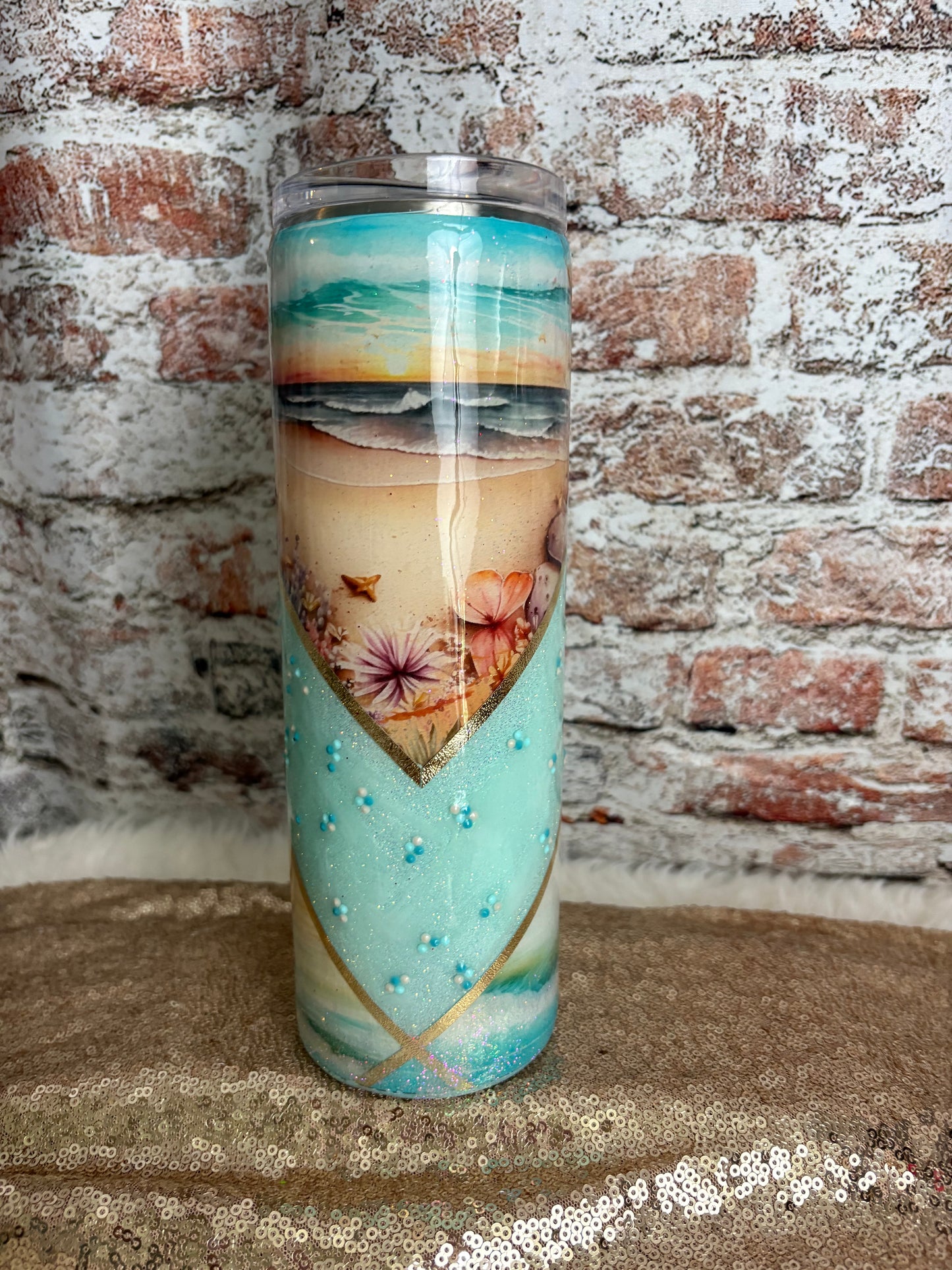 🌊 Coastal Dreams 30 oz Tumbler – V Split Beach Design 🌸