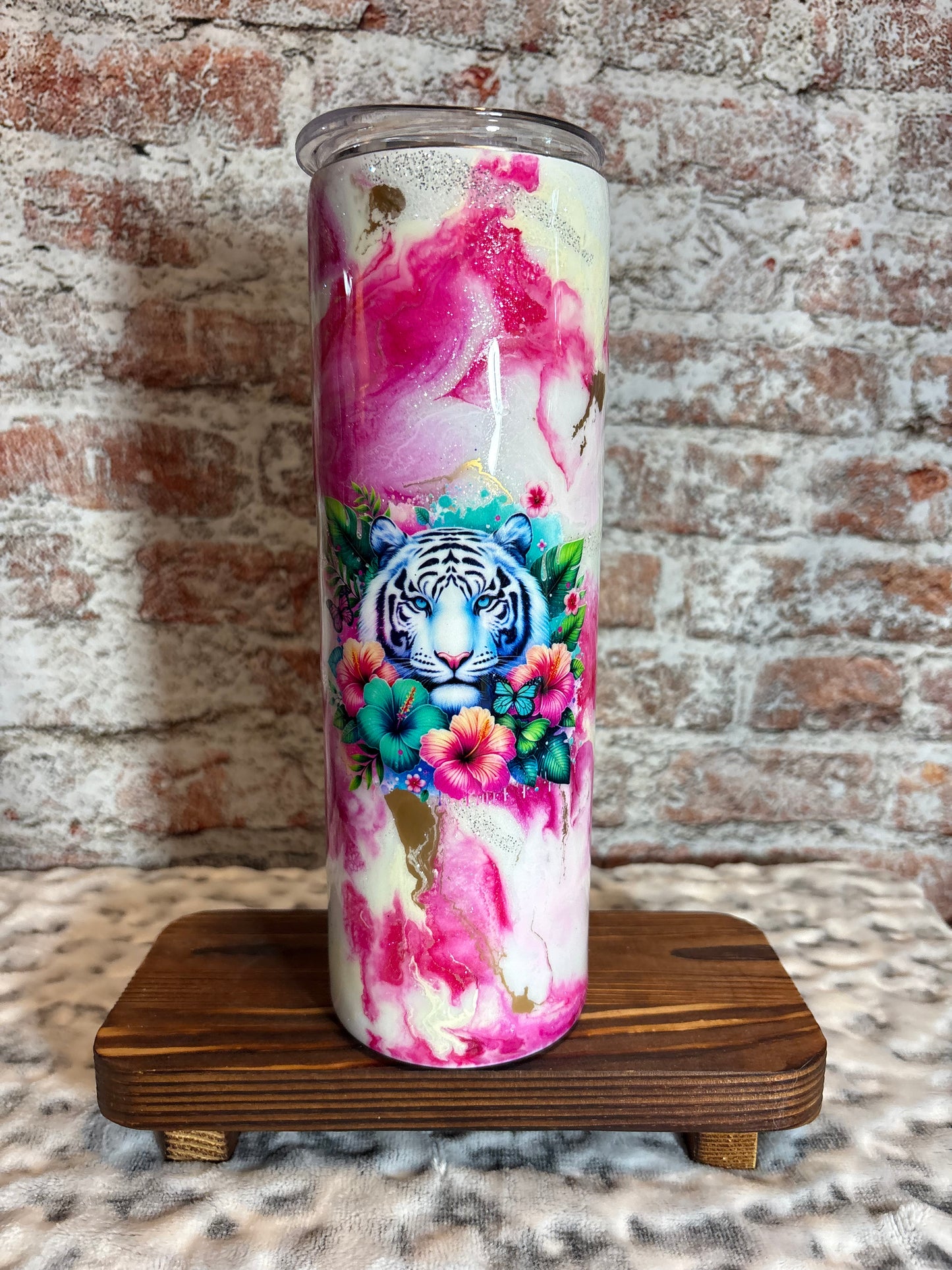 π
β¨ TROPICAL TIGER VIBES β¨π