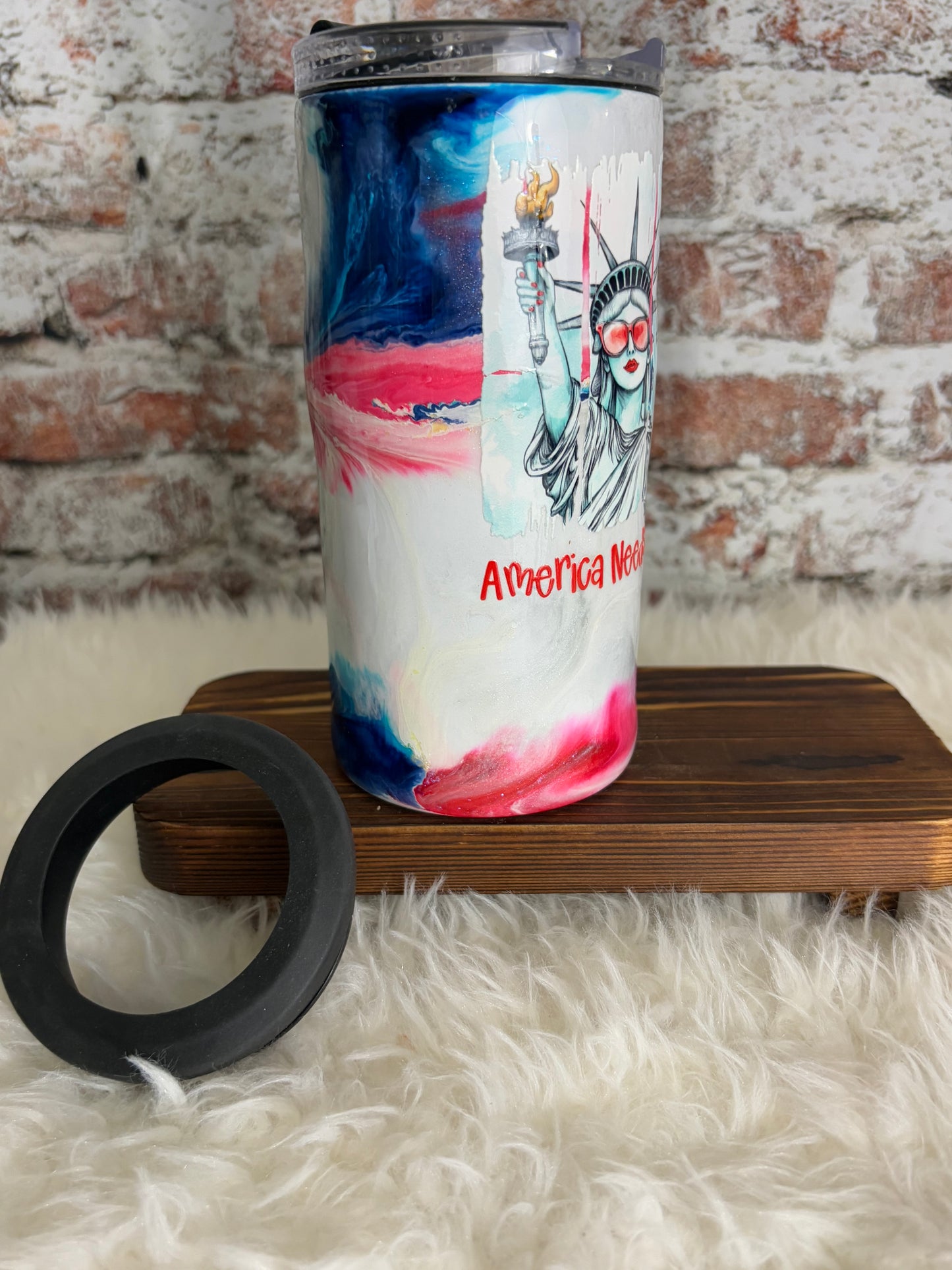 π½ America Needs a Cocktail β 14oz Glow-in-the-Dark Can Coozie πΈ