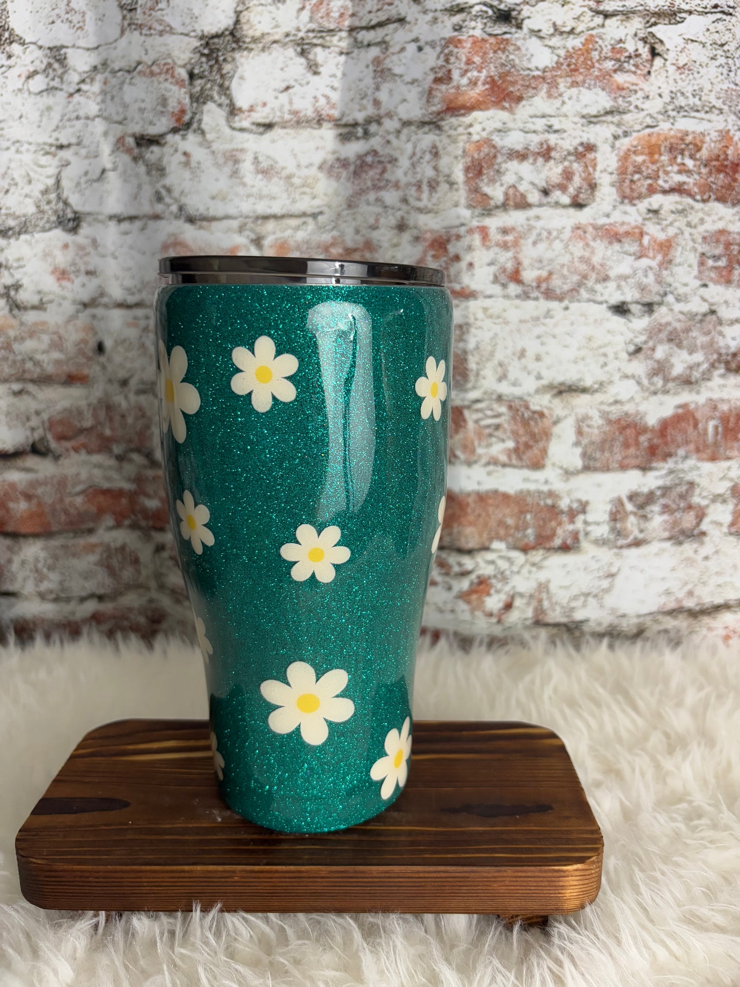 Have the Day You Deserve โ 30oz Daisy Glitter Tumbler ๐ผ