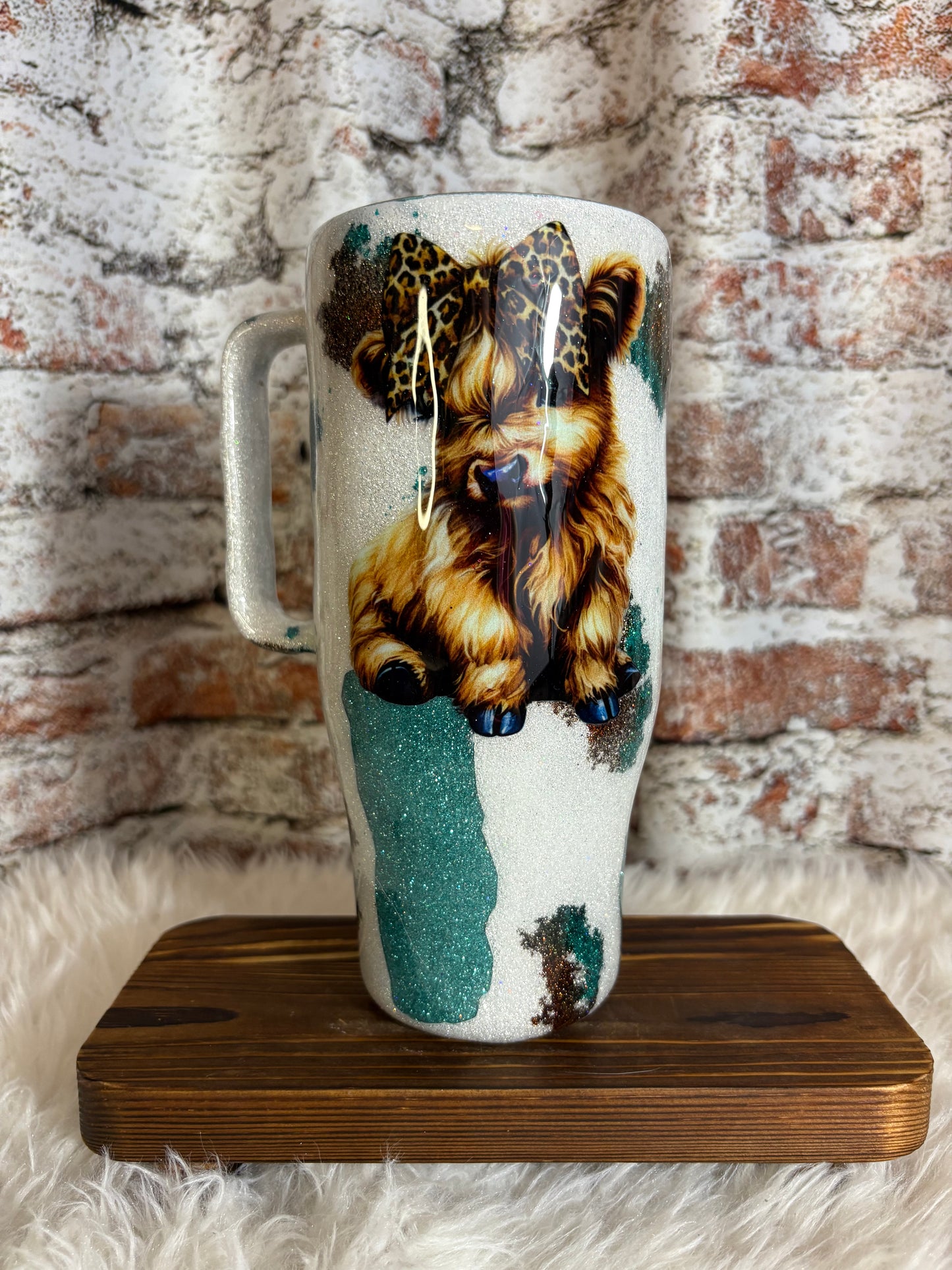 ๐ฎโจ Cowhide Cutie Tumbler โ 30oz of Country Sass ๐โโ๏ธ