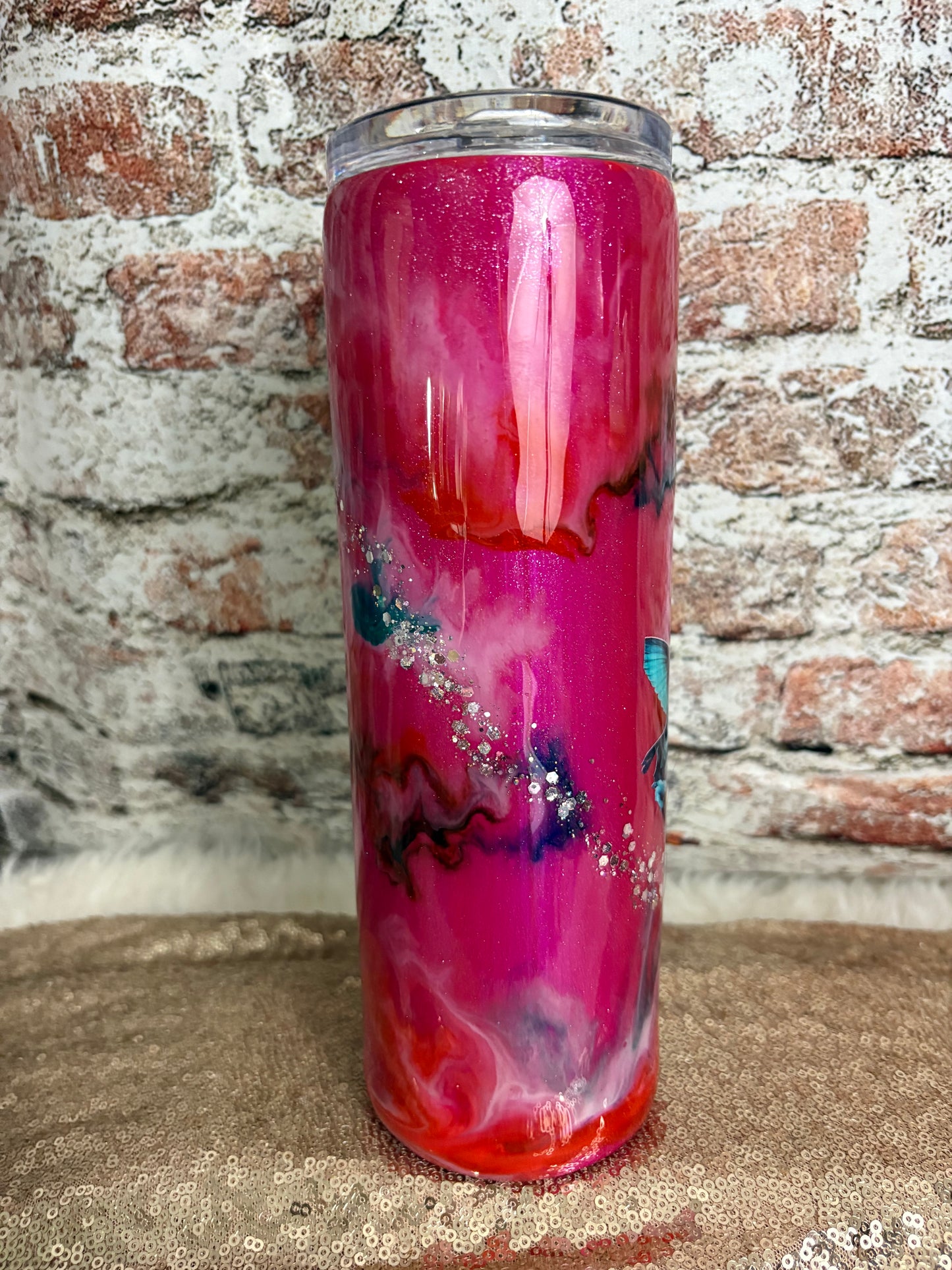 ✨ Radiant Flight – 30 oz Hummingbird Sparkle Tumbler 🐦