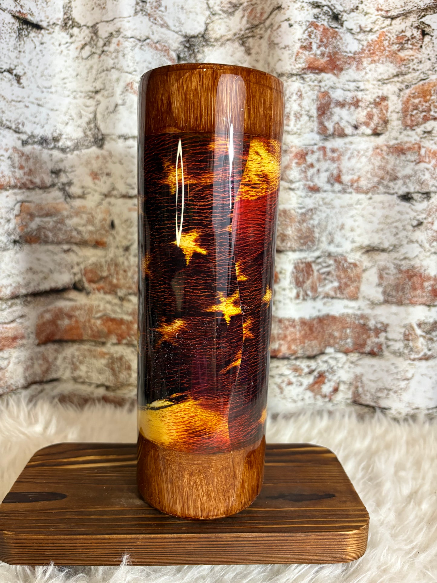 πΊπΈ Rustic Patriot 30oz Tumbler β Stars, Stripes & Southern Grit π€