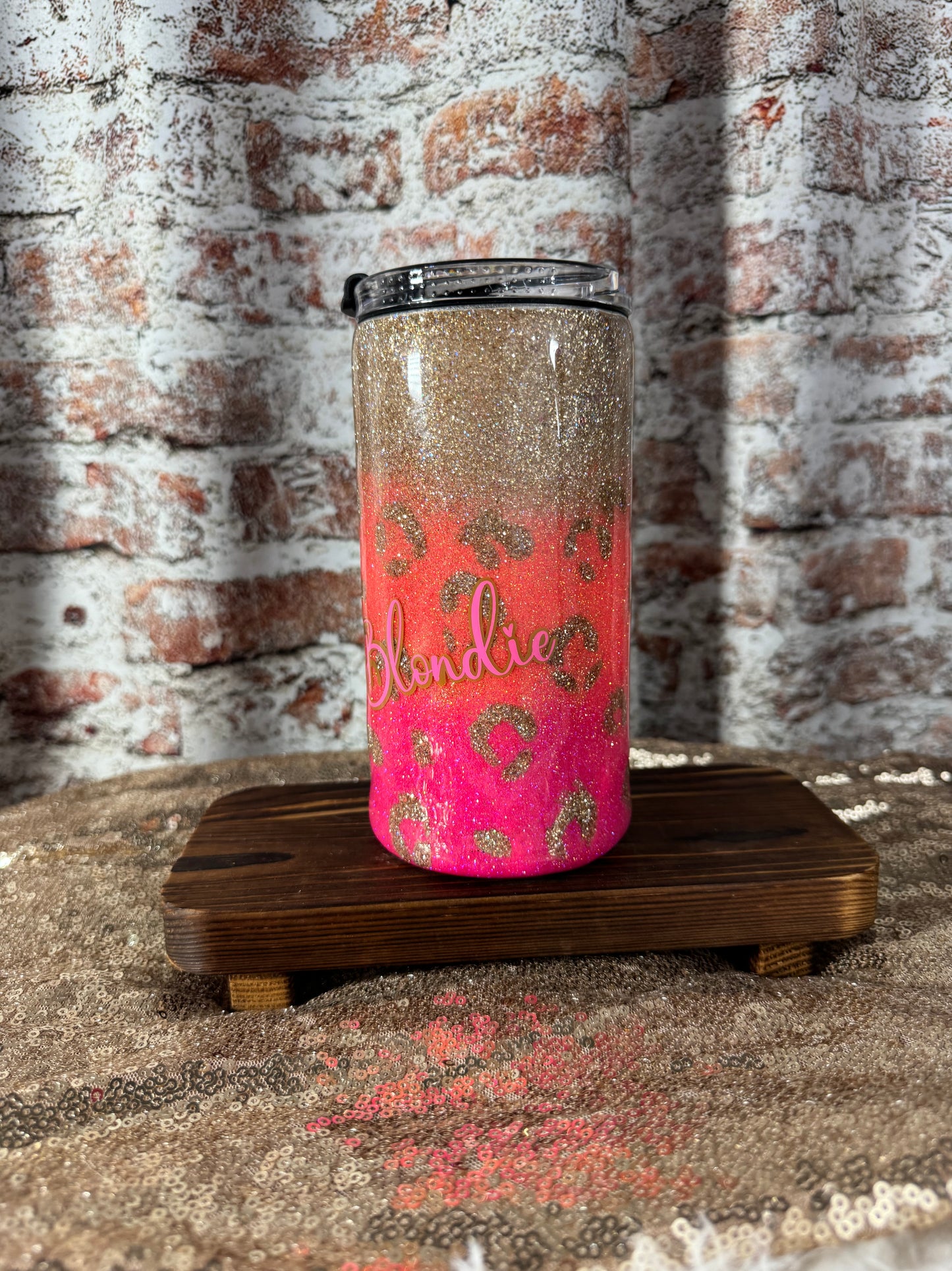 🐆✨One coozie. FOUR ways to party.