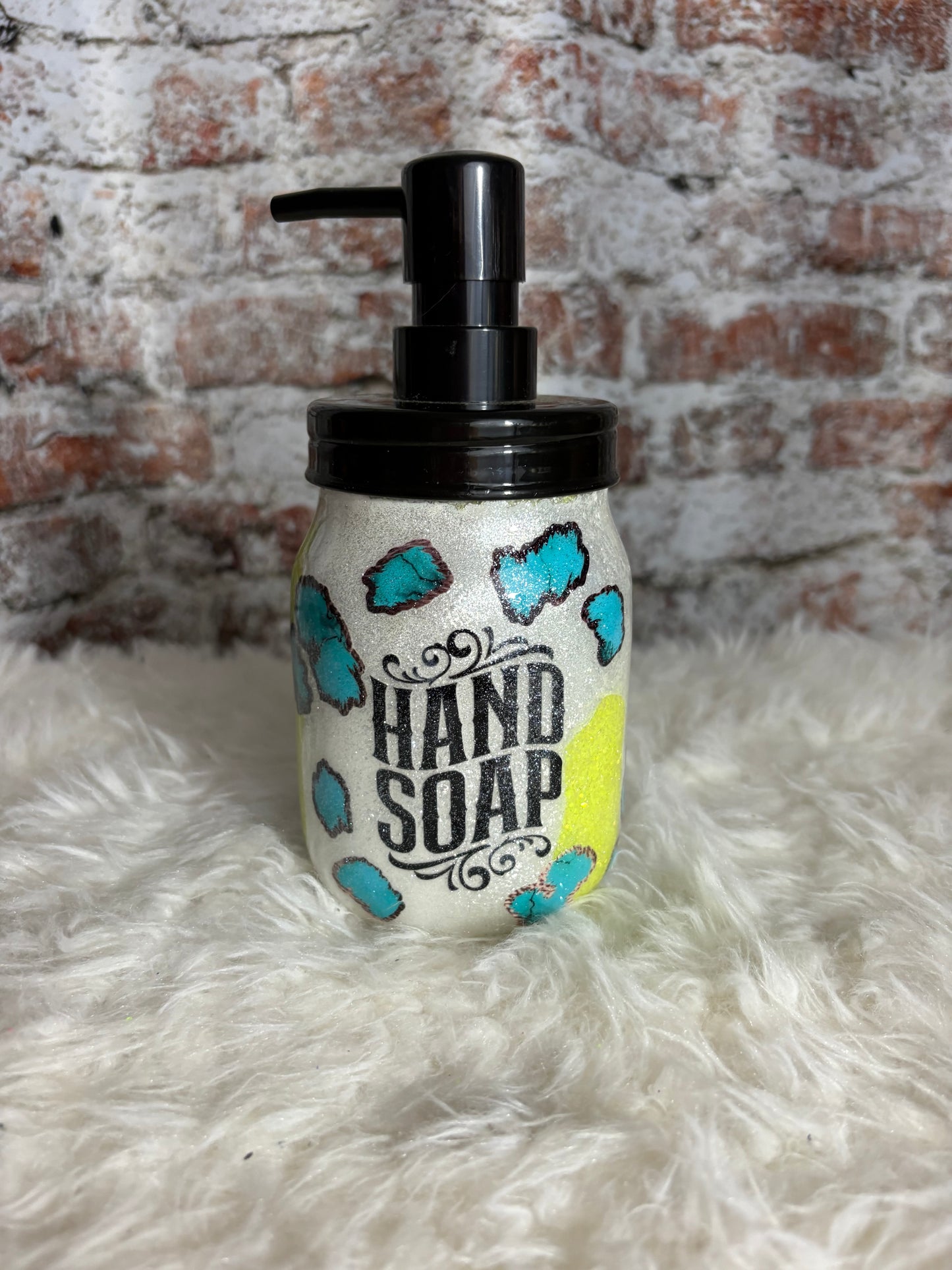 ✨ Hand Soap with Style – 16oz Glass Dispenser ✨