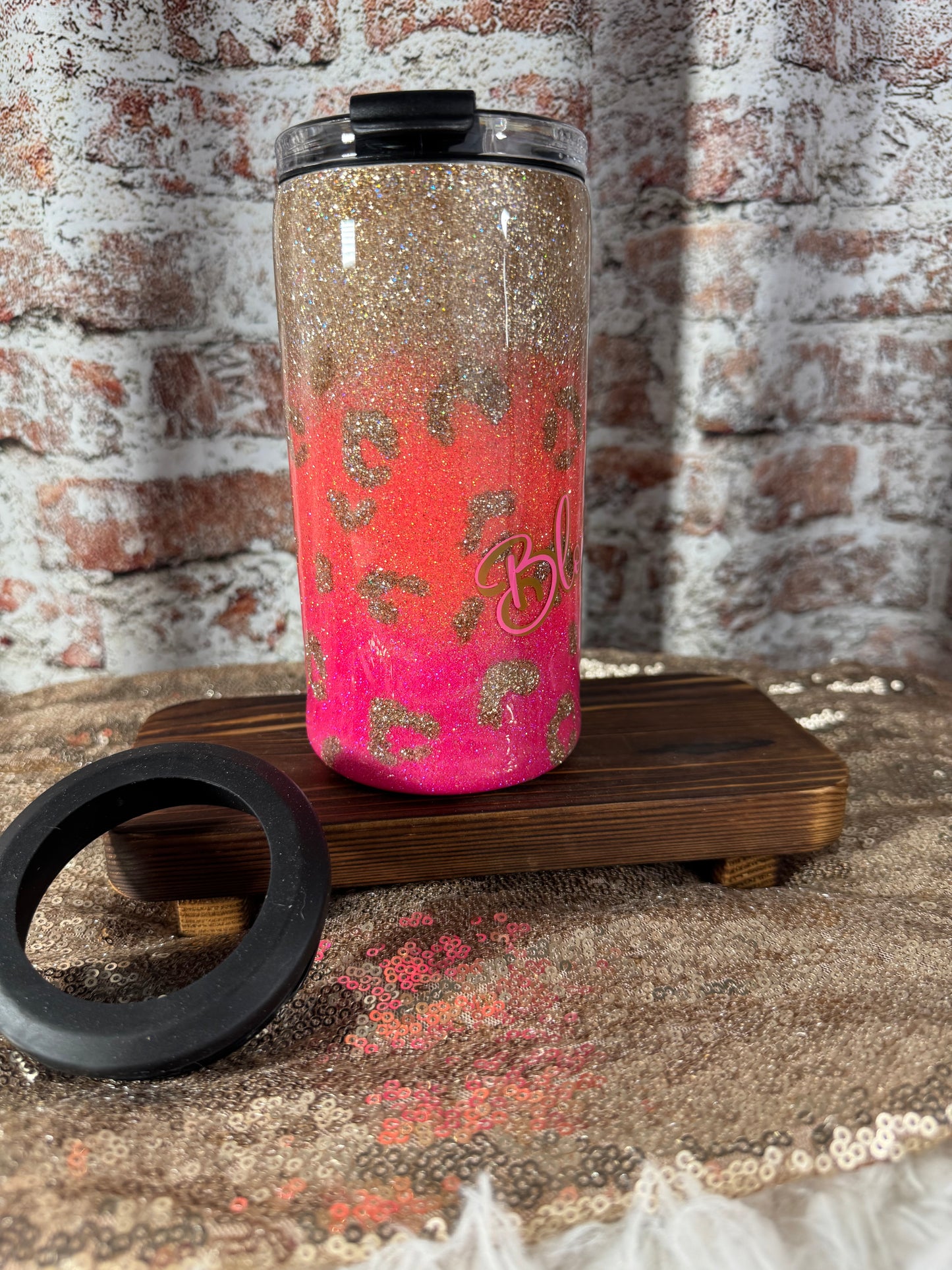 🐆✨One coozie. FOUR ways to party.