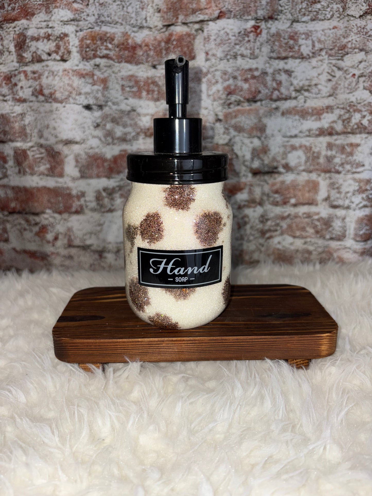 Bring the Farmhouse Charm to Your Sink!