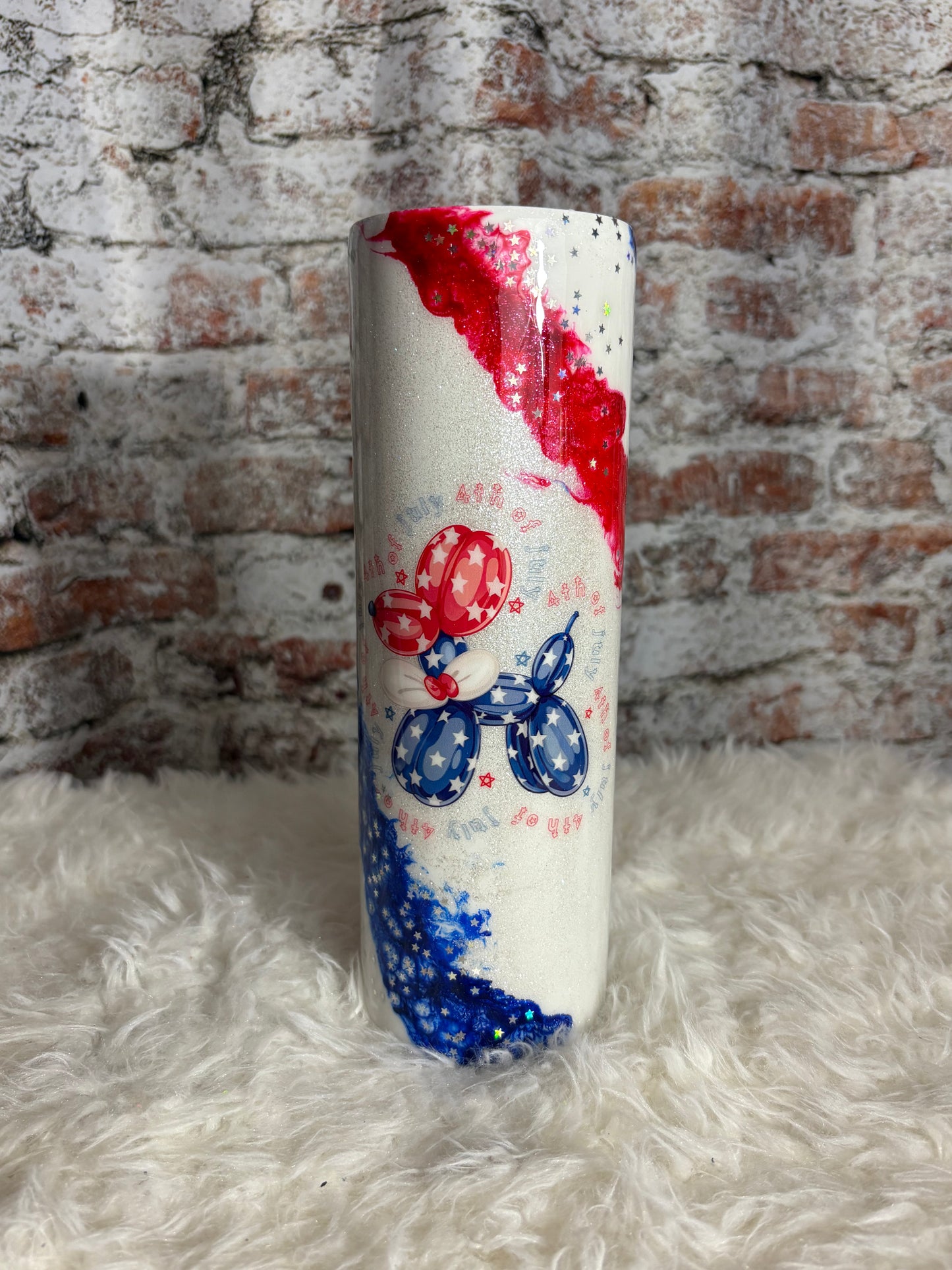 🎆 Stars & Stripes Balloon Dog Tumbler – 35 oz of Patriotic Fun 🇺🇸
