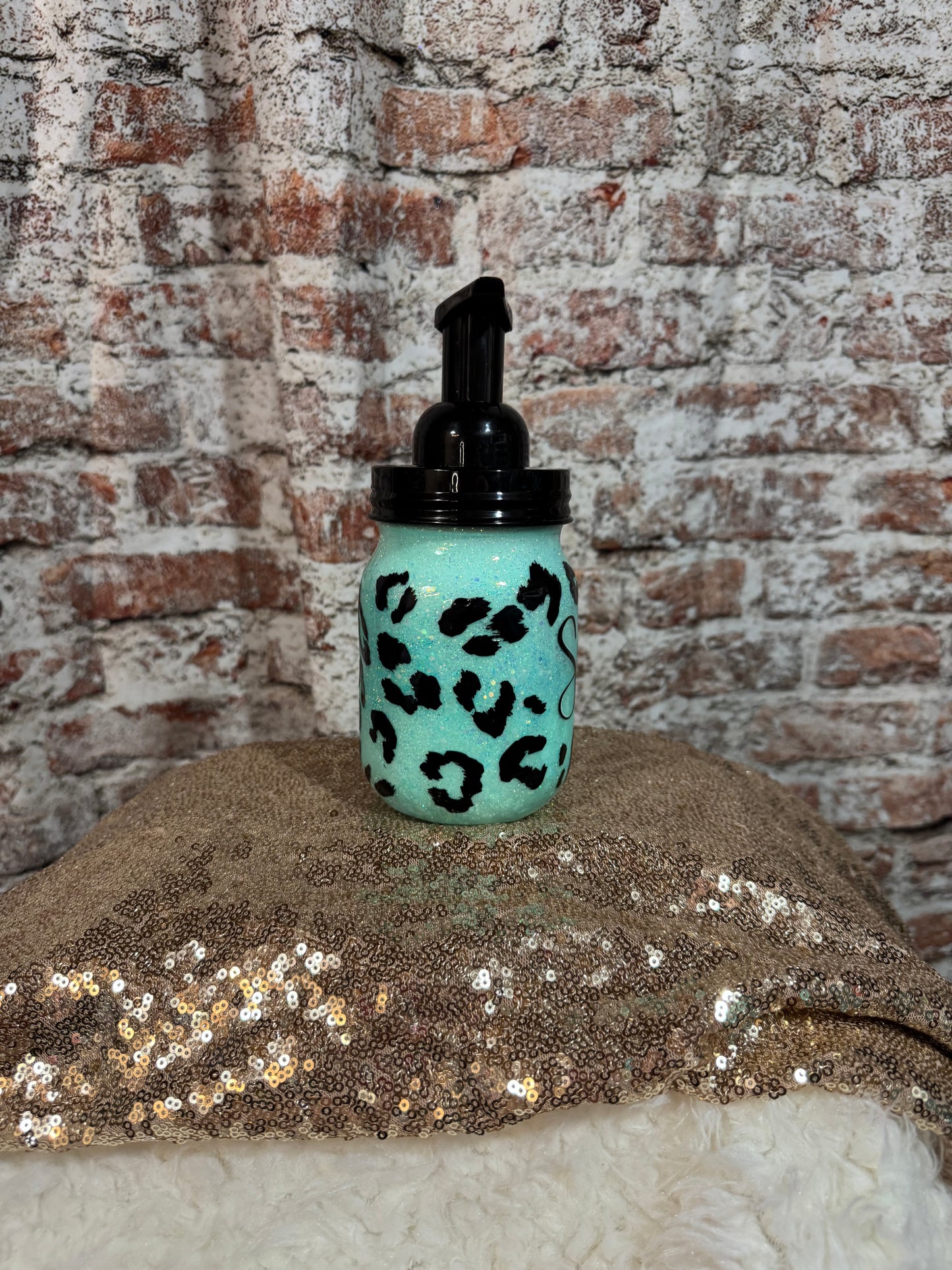 Mint leopard