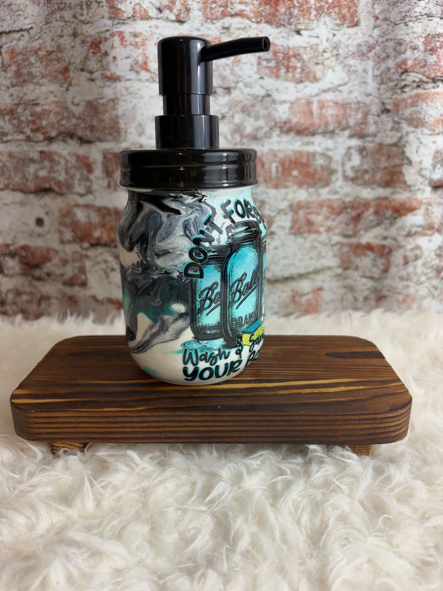 🧼 Quirky Clean Vibes – 16oz Soap Dispenser