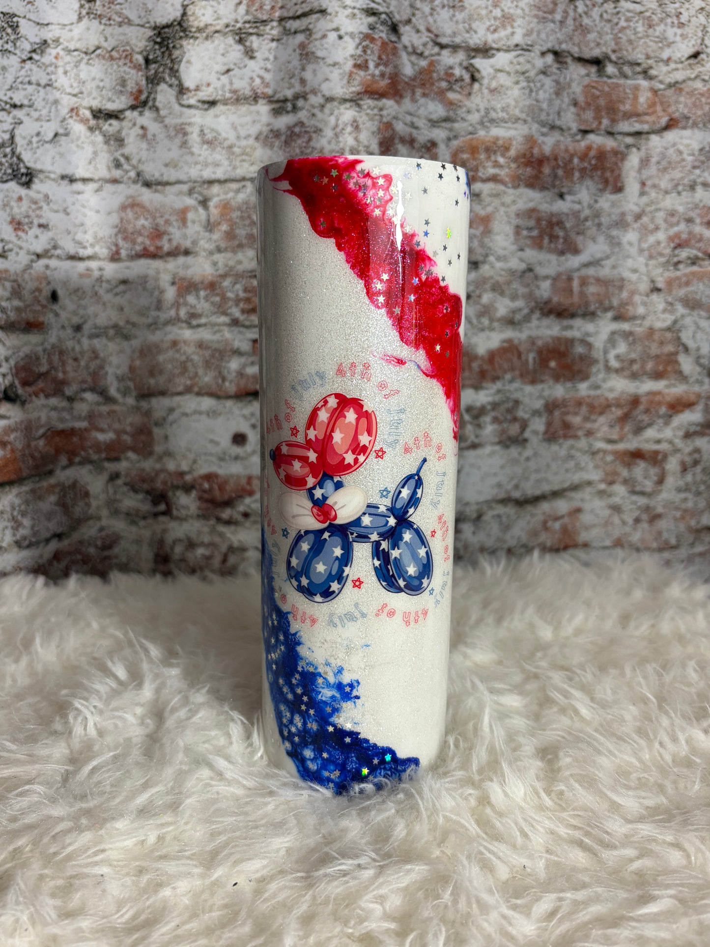 🎆 Stars & Stripes Balloon Dog Tumbler – 35 oz of Patriotic Fun 🇺🇸
