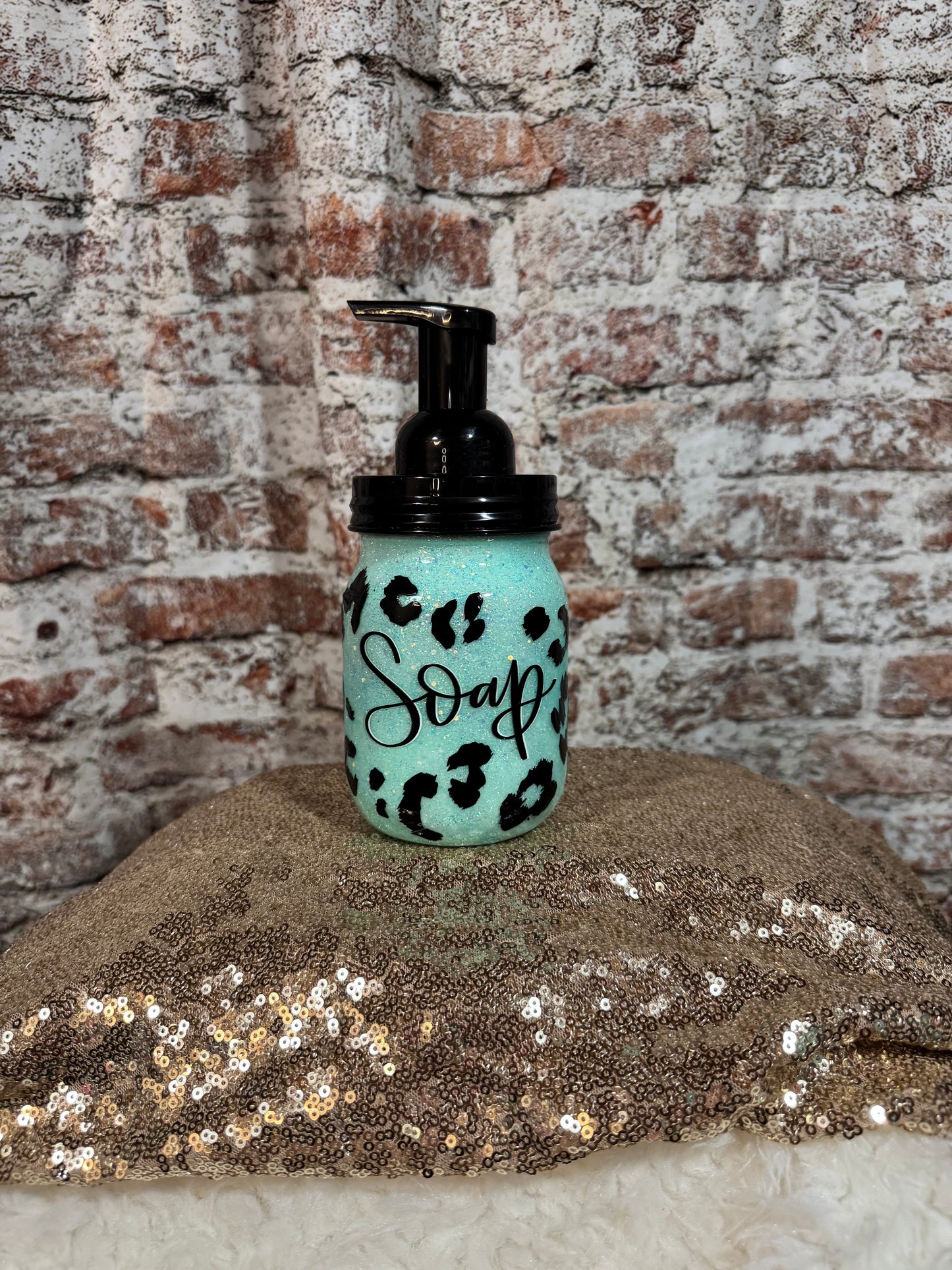 Mint leopard