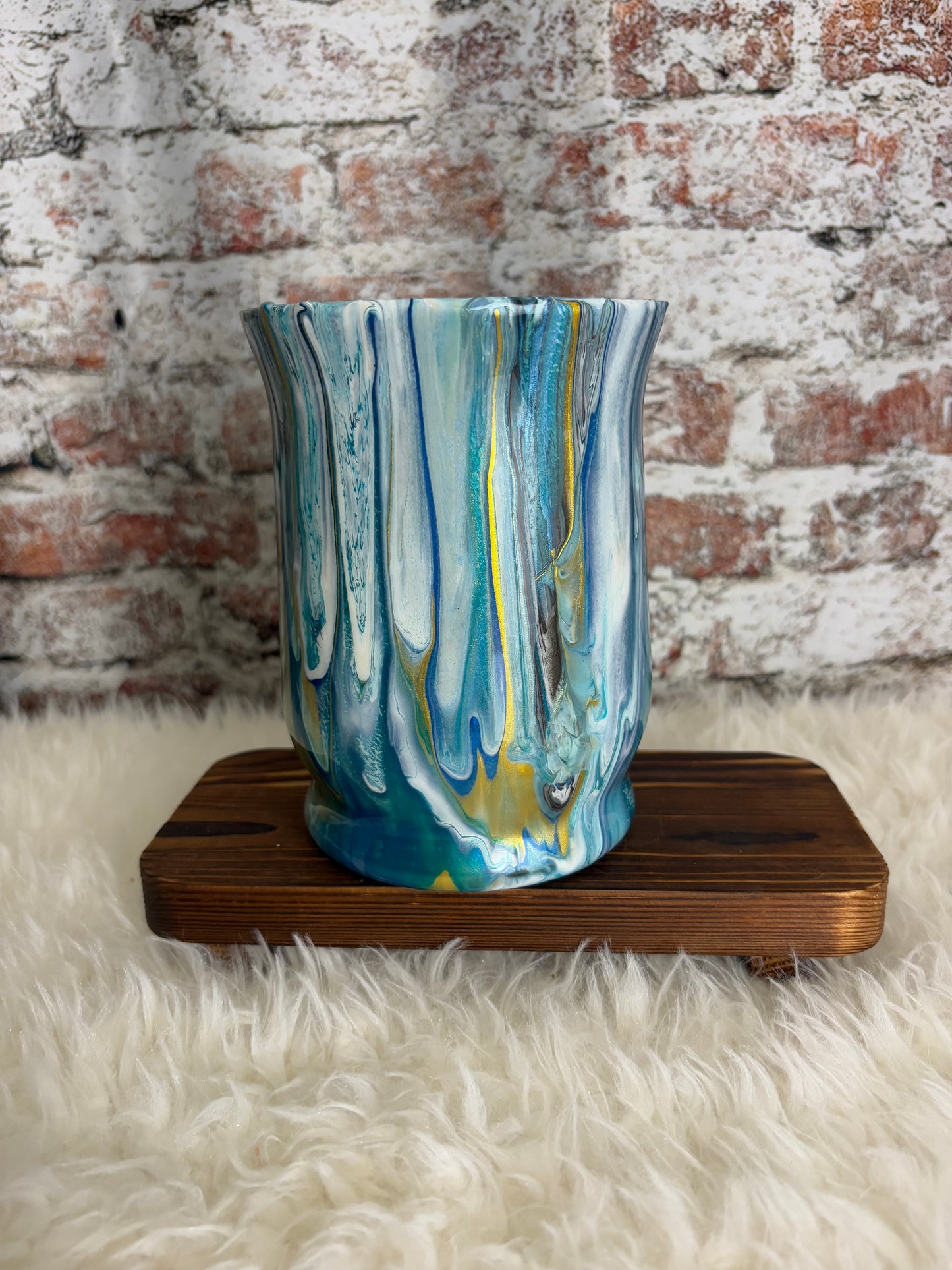 “Seabreeze Cascade” – Coastal Luxe Artisan Vase