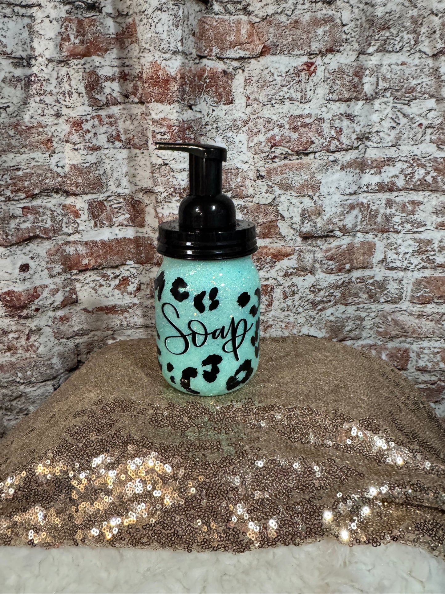 Mint leopard