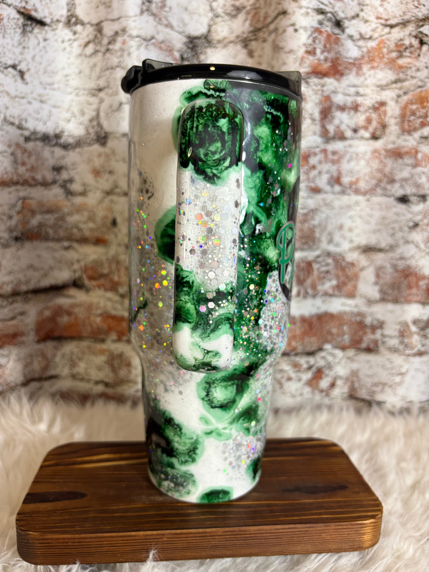 💚🐾 Van Buren Pointers Pride Tumbler – 40oz of School Spirit! 🖤